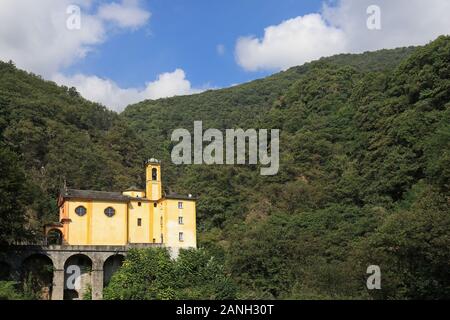 Kapelle von Santa Maria Addolorata am Sacro Monte Oberhalb von Brissago, Schweiz Stockfoto