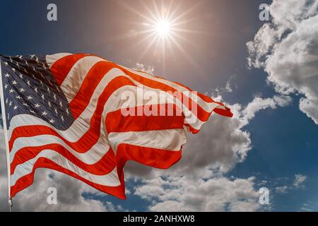 Schön Stern und gestreift, Amerikanische Flagge im Wind Stockfoto