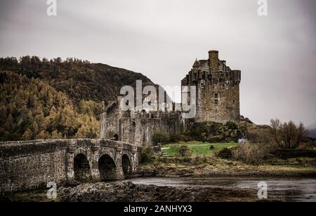 Eilean Donan Castle - möglicherweise die am meisten fotografierte Burg der Welt! Stockfoto