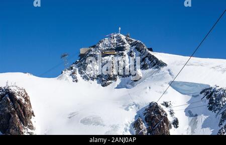 Zermatt cervinia Plateau Rosa anzeigen Berg winter schnee Landschaft Schweizer Alpen Wolken Stockfoto