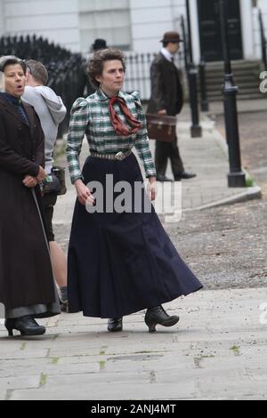 Howards End Tracey Ullman und Hayley Atwell Dreharbeiten in Islington 5/5/2017 (Bild © Jack Ludlam) Stockfoto