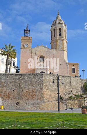 Kirche von San Bartolomé und Santa Tecla, in Sitges, Barcelona Spanien Stockfoto