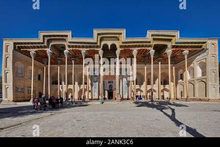 Spalten der Bolo Bolo Hauz Hovuz Moschee oder Moschee, Buchara, Usbekistan, in Zentralasien Stockfoto