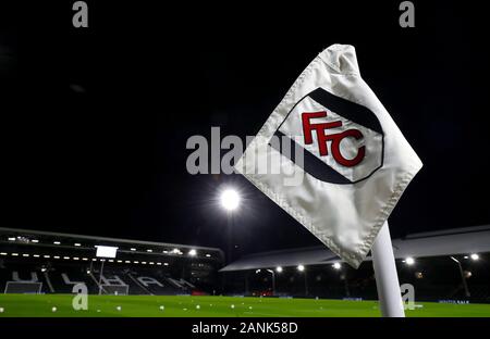 Allgemeine Ansicht der Fahne vor der Sky Bet Meisterschaft Spiel im Craven Cottage, London. Stockfoto