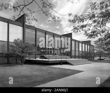 S.R. Crown Hall, Hochschule für Architektur an der Illinois Institut für Technologie, von Mies Van Der Rohe, Chicago, Illinois, USA, Fotografie von Balthazar Korab, 1956 entworfen Stockfoto