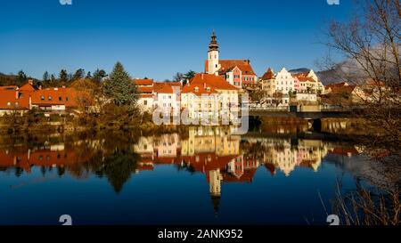 Frohnleiten kleine Stadt oben Mur in der Steiermark, Österreich. Berühmte Reiseziel. Stockfoto