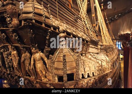 STOCKHOLM, Schweden - 06 Januar, 2018: Vasa Museum, das weltweit einzige, 17. Jahrhundert Holz- Schiff anzeigen. Schiff kenterte und sank in Stockholm 1628, es Stockfoto