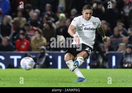 London, Großbritannien. 17. Jan 2020. LONDON, ENGLAND - 17.Januar Anthony Knockaert von Fulham, den Ball in den Himmel Wette Championship Match zwischen Fulham und Middlesbrough im Craven Cottage, London am Freitag, den 17. Januar 2020. (Credit: Jacques Feeney | MI Nachrichten) das Fotografieren dürfen nur für Zeitung und/oder Zeitschrift redaktionelle Zwecke verwendet werden, eine Lizenz für die gewerbliche Nutzung Kreditkarte erforderlich: MI Nachrichten & Sport/Alamy leben Nachrichten Stockfoto