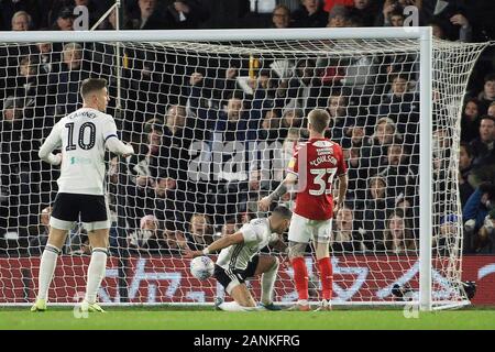 London, Großbritannien. 17 Jan, 2020. Anthony Knockaert von Fulham (M) Kerben das erste Tor seines Teams. EFL Skybet championship Match, Fulham v Middlesbrough im Craven Cottage in London am Freitag, 17. Januar 2020. Dieses Bild dürfen nur für redaktionelle Zwecke verwendet werden. Nur die redaktionelle Nutzung, eine Lizenz für die gewerbliche Nutzung erforderlich. Keine Verwendung in Wetten, Spiele oder einer einzelnen Verein/Liga/player Publikationen. pic von Steffan Bowen/Andrew Orchard sport Fotografie/Alamy Live news Credit: Andrew Orchard sport Fotografie/Alamy leben Nachrichten Stockfoto