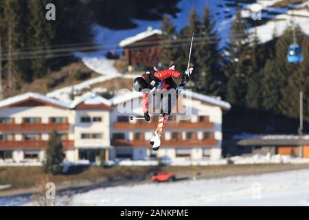 Kostenlose Ski Slope style Wm in Seiser Alm Seiser Alm, Italien am 17. Januar 2020, am 17. Januar 2020; Seiser Alm, Seiser Alm, Südtirol, Italien; Internationale Skiverband, FIS Weltcup Freeski Slopestyle, Marin Hamill (USA) - Redaktionelle Verwendung Stockfoto