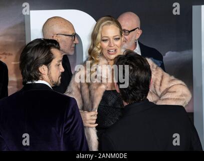 LONDON, ENGLAND - Januar 15: Jeri Ryan besucht die Europäische Premiere von Amazon Original Star Trek: Picard' im Odeon Luxe Leicester Square auf Januar Stockfoto