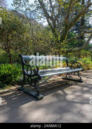Green Park Sitzbank in die botanischen Gärten von Wellington Stockfoto