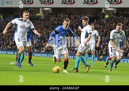 Glasgow, Schottland, Großbritannien. 17. Januar 2020. Rangers FC spielte gegen Stranraer FC im vierten (4.) Runde der Scottish Cup in Ibrox Fußballstadion, Glasgow, Schottland, Großbritannien in einem knock out Wettbewerb, um zu bestimmen, welche Mannschaft nach vorne geht in die nächste Runde. Förster sind derzeit sitzen den zweiten Platz in der Premier League und Stranraer sind zehnten (10.) in die Scottish First Division platziert. Rangers gewann 2 - 0 Credit: Findlay/Alamy Nachrichten Stockfoto