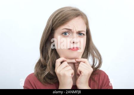 Junge kaukasier Frau Mädchen mit Doppelkinn Stockfoto