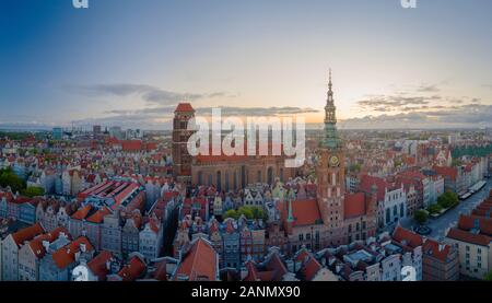 Luftbild der Altstadt von Danzig. Stockfoto