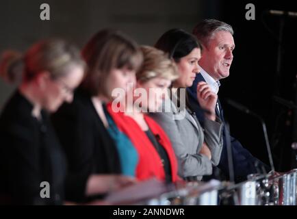 (Von links nach rechts) Rebecca Long-Bailey, Jess Phillips, Emily Thornberry, Lisa Nandy und Keir Starmer während der Führung der Labour-Partei husting im ACC Liverpool. Stockfoto