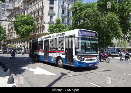 Autobus, Buenos Aires, Provinz Buenos Aires, Argentinien, suth Amerika Stockfoto