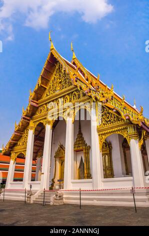 BANGKOK, THAILAND - 23 Dezember, 2018: Tempel des Smaragd-Buddha Wat Phra Kaew ist eines der bekanntesten Sehenswürdigkeiten in Bangkok und es wurde 1782 gebaut Stockfoto