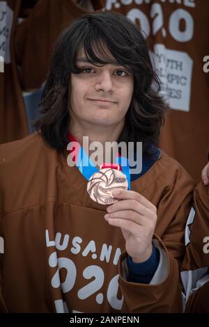 Evan Nauth vom Team GB (15) gewinnt Bronze bei den 3:3-Endspielen der Herren im Eishockey bei den Jugend-Olympischen Spielen in Lausanne 2020 am 15. Januar 2020 Stockfoto