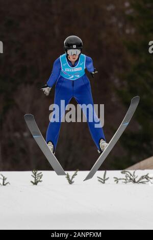 Team GB Mani Cooper (16) beim Nordic Combined Training bei den Jugend-Olympischen Spielen in Lausanne 2020 am 17. Januar 2020 bei den Les Tuffes in Frankreich Stockfoto