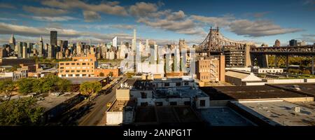 Blick auf Ed hoch Queensboro Bridge Stockfoto