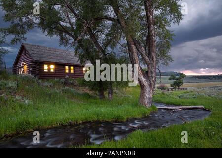 WY 02722-00 ... WYOMING - Die Bunkhouse am Lamar Buffalo Ranch im Lamar Tal des Yellowstone National Park. Stockfoto