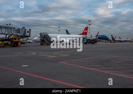 Oktober 29, 2019, Moskau, Russland. Flugzeug Boeing 737-800 Nordwind Fluggesellschaften am Flughafen Scheremetjewo in Moskau. Stockfoto