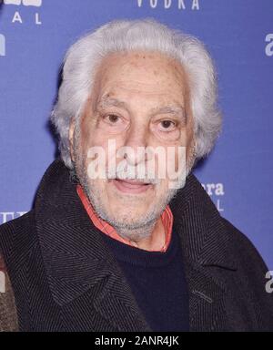 SANTA BARBARA, Ca - 17. Januar: Santi Visalli besucht die 35. jährliche Santa Barbara International Film Festival - Die herausragenden Künstler des Jahres am Arlington Theater am Januar 17, 2020 in Santa Barbara, Kalifornien. Stockfoto