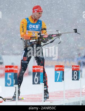 Ruhpolding, Deutschland. 18 Jan, 2020. Biathlon: Wm, Relais 4 x 7,5 km, Männer in die Chiemgau Arena. Arnd Peiffer Deutschland in Aktion. Credit: Sven Hoppe/dpa/Alamy leben Nachrichten Stockfoto