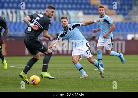 Rom, Italien. 18 Jan, 2020. Ciro unbeweglich (Latium) in Aktion während der Serie A TIM Übereinstimmung zwischen SS Lazio und UC Sampdoria im Stadio Olimpico am 18. Januar 2020 in Rom, Italien. (Foto von Giuseppe Fama/Pacific Press) Quelle: Pacific Press Agency/Alamy leben Nachrichten Stockfoto
