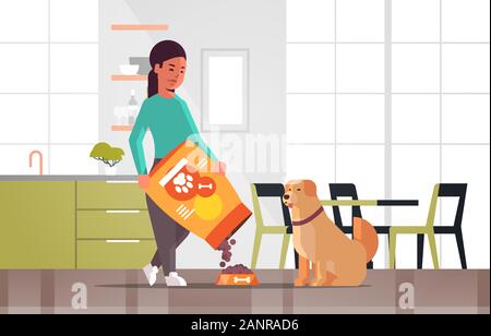 Frau Fütterung hungrig Labrador Retriever Mädchen ihren Hund Trockenfutter geben Granulat das häusliche Leben mit pet-Konzept moderne Küche Interieur horizontal volle Länge Vektor illustration Stock Vektor