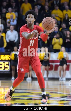 Wichita, Kansas, USA. 18 Jan, 2020. Houston Cougars guard Nate Hinton (11) Macht einen Durchgang während der NCAA Basketball Spiel zwischen den Houston Cougars und die Wichita State Shockers an Charles Koch Arena in Wichita, Kansas. Kendall Shaw/CSM/Alamy leben Nachrichten Stockfoto