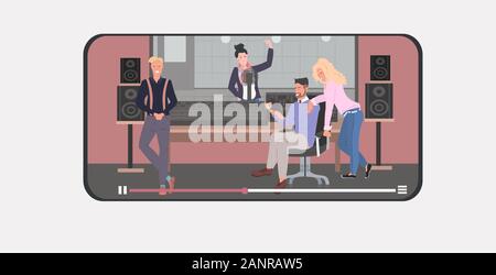 Mix rennen Leute in Recording Studio Männer Frauen streaming Live Communication Rundfunk Konzept voller Länge der Bildschirm des Smartphones mobile App online Video player horizontale Vektor illustration Stock Vektor