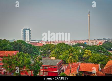 Blick auf Malakka City vom Gipfel des St. Paul's Hill, Malaysia, Skyline Panorama. Stockfoto