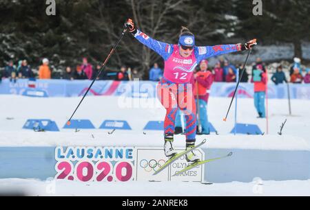 Le Chenit, Schweiz. 18 Jan, 2020. Kristina Sivokova der Slowakei konkurriert, während der sich die Frauen Qualifizierung von Langlauf Ereignis am 3. Winter Youth Olympic Games, Vallee de Joux Langlaufzentrum, Schweiz, 18.01.2020. Credit: Wu Huiwo/Xinhua/Alamy leben Nachrichten Stockfoto