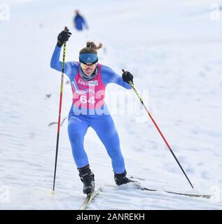 Le Chenit, Schweiz. 18 Jan, 2020. Eleni Ioannou Griechenlands konkurriert, während der sich die Frauen Qualifizierung von Langlauf Ereignis am 3. Winter Youth Olympic Games, Vallee de Joux Langlaufzentrum, Schweiz, 18.01.2020. Credit: Wu Huiwo/Xinhua/Alamy leben Nachrichten Stockfoto