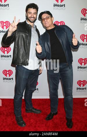 Januar 17, 2020, Burbank, CA, USA: LOS ANGELES - Jan 17: Kris Van Damme und Jean-Claude Van Damme am 2020 iHeartRadio Podcast Auszeichnungen auf der iHeart Theater am 17 Januar, 2020 in Burbank, CA (Credit Bild: © Kay Blake/ZUMA Draht) Stockfoto