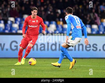 Neapel, Italien. 18 Jan, 2020. Neapel, Italien, 18. Jan 2020, der Spieler von ACF Fiorentina Dusan vlahovic während der SSC Napoli vs ACF Fiorentina - Italienische Fußball Serie A Männer Meisterschaft - Credit: LM/Carlo Bressan Credit: Carlo Bressan/LPS/ZUMA Draht/Alamy leben Nachrichten Stockfoto