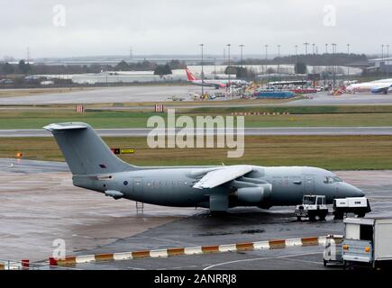 Royal Air Force British Aerospace 146-200 QC am Flughafen Birmingham, UK (Ze 707) Stockfoto