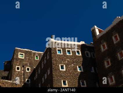 Mehrstöckige Häuser aus Steinen, Asir Provinz, Rijal Alma, Saudi-Arabien Stockfoto