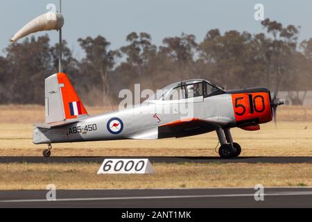 Ehemalige Royal Australian Air Force (RAAF) Commonwealth Aircraft Corporation (CAC) CA-25 Winjeel trainer Flugzeuge VH-HOY. Stockfoto