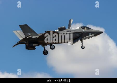 Lockheed Martin F-35 B Blitz ll von der Royal Air Force während seiner Anzeige an RAF Fairford, Gloustershire, UK gesehen für die 2018 RIAT. 15. J genommen Stockfoto