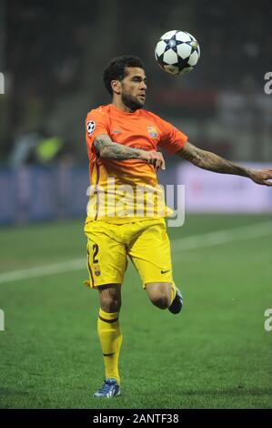 22. Oktober 2013, 'G.' Meazza Stadion, Mailand, Italien: UEFA Champions League 2013/2014, AC Mailand - FC Barcelona: Dani Alves in Aktion während des Spiels Stockfoto