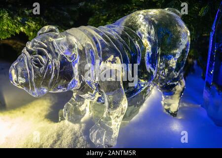 Hyde Park, London, Großbritannien, 5. Januar, 2020. Die Magische Eis Königreich. Eine schön gestaltete Schnee und Eis Skulpturen Stockfoto