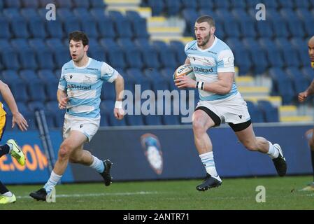 Leeds, Großbritannien. Jan, 2019 19. LEEDS, England - 19. JANUAR Johnny Williams von Newcastle Falcons macht einen breakduring der Greene King IPA Championship Match zwischen Yorkshire Carnegie und Newcastle Falcons bei Headingley Leeds Carnegie Stadion, am Sonntag, den 19. Januar 2020. (Quelle: Chris Lishman | MI Nachrichten) das Fotografieren dürfen nur für Zeitung und/oder Zeitschrift redaktionelle Zwecke verwendet werden, eine Lizenz für die gewerbliche Nutzung Kreditkarte erforderlich: MI Nachrichten & Sport/Alamy leben Nachrichten Stockfoto