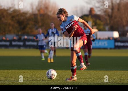 Romford, Großbritannien. 19. Jan 2020. Leanne Kiernan von West Ham United Frauen in Aktion während Super das Barclays FA Women's League Match zwischen West Ham United und Brighton und Hove Albion am Rush Green Stadium, Romford, London am Sonntag, den 19. Januar 2020. (Credit: Jacques Feeney | MI Nachrichten) Credit: MI Nachrichten & Sport/Alamy leben Nachrichten Stockfoto
