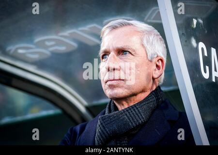 Den Haag - ADO-RKC, Fußball, Saison 2019/2020, Eredivisie, Autos Jeans Stadium, 08-07-2020, ADO-Trainer Trainer Alan Pardew Credit: Pro Schüsse/Alamy leben Nachrichten Stockfoto