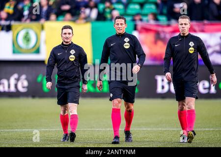 Den Haag - ADO-RKC, Fußball, Saison 2019/2020, Eredivisie, Autos Jeans Stadium, 08-07-2020, Schiedsrichter Jeroen Manschot Credit: Pro Schüsse/Alamy leben Nachrichten Stockfoto