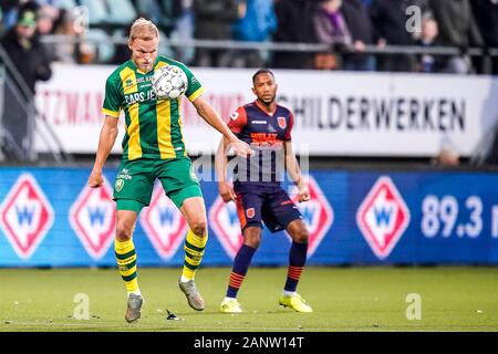 Den Haag - ADO-RKC, Fußball, Saison 2019/2020, Eredivisie, Autos Jeans Stadium, 08-07-2020, ADO-player Mick Van Buren Credit: Pro Schüsse/Alamy leben Nachrichten Stockfoto