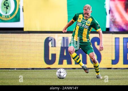 Den Haag - ADO-RKC, Fußball, Saison 2019/2020, Eredivisie, Autos Jeans Stadium, 08-07-2020, ADO-player Mick Van Buren Credit: Pro Schüsse/Alamy leben Nachrichten Stockfoto